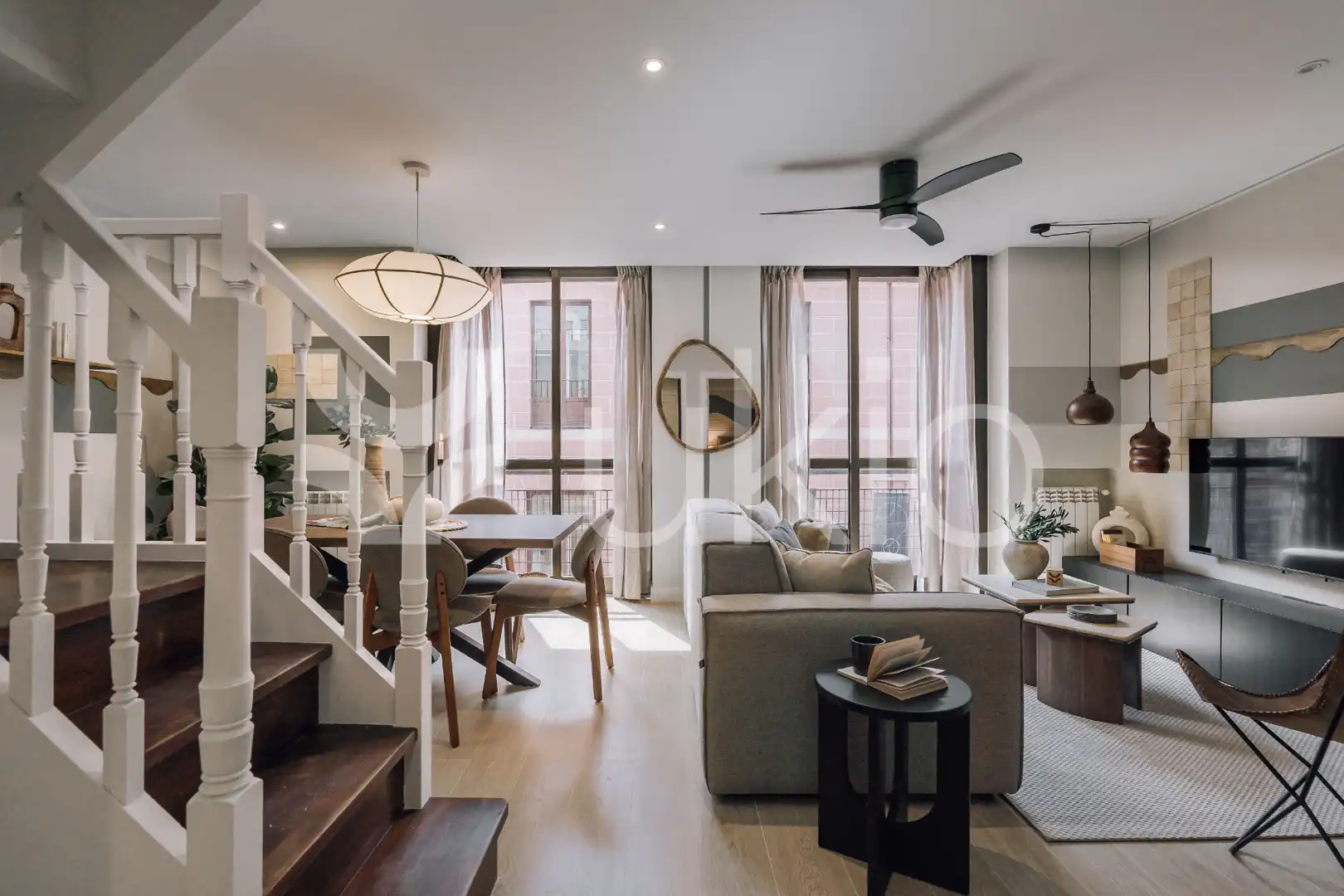 Sala de estar de Apartamento de alquiler en Madrid con Aire acondicionado, Calefacción y Amueblado
