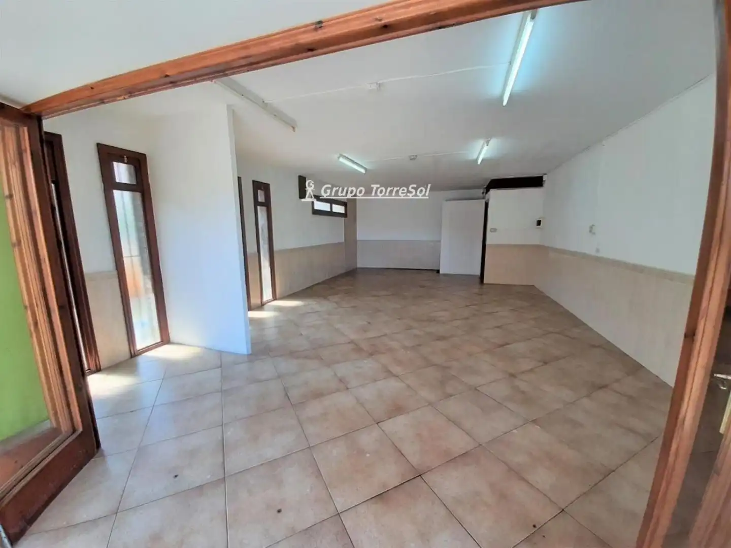 Local comercial en alquiler en Alt de Sant Pere