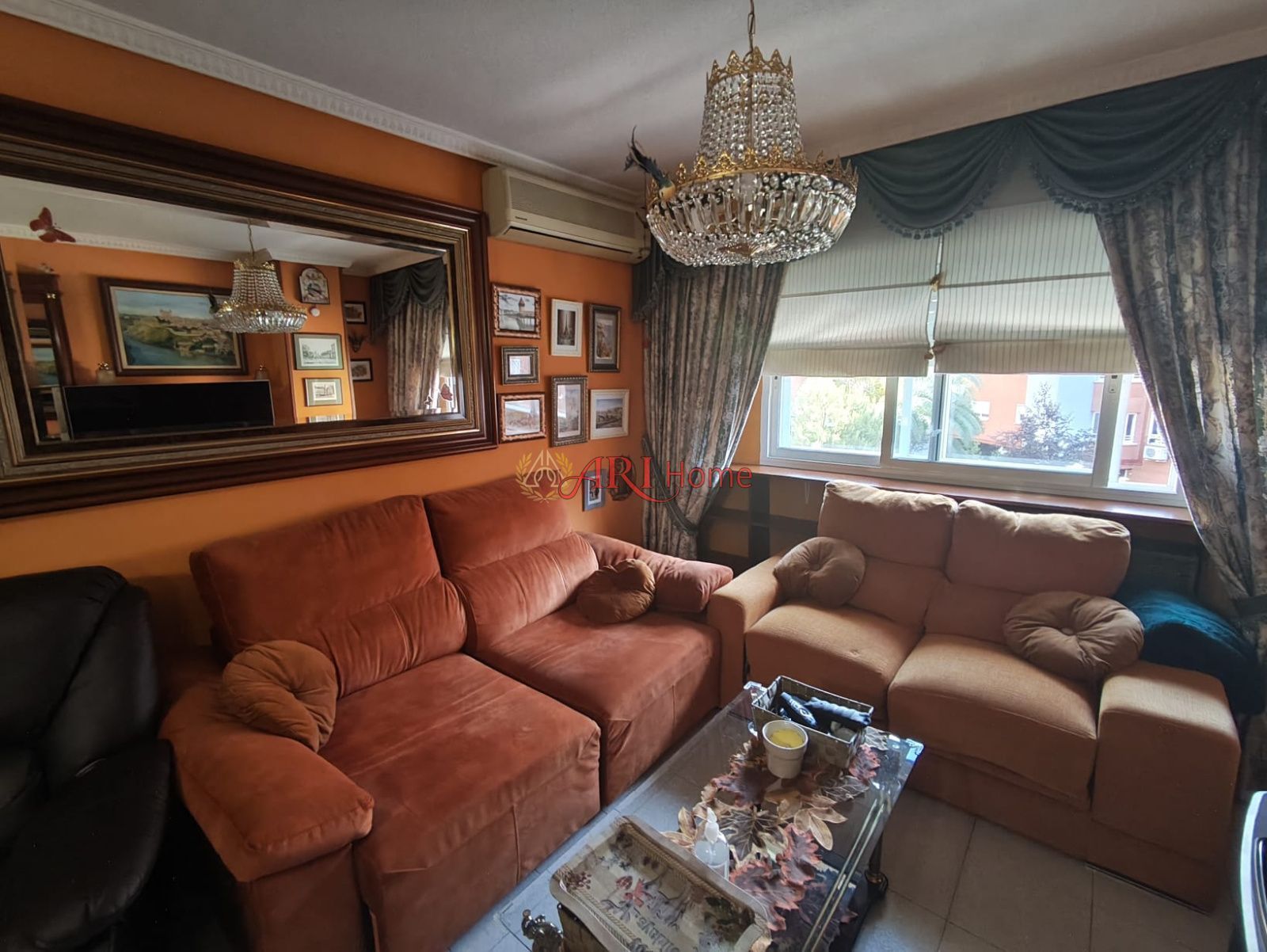 Sala d'estar de Pis en venda en  Madrid Capital amb Aire condicionat, Calefacció i Terrassa