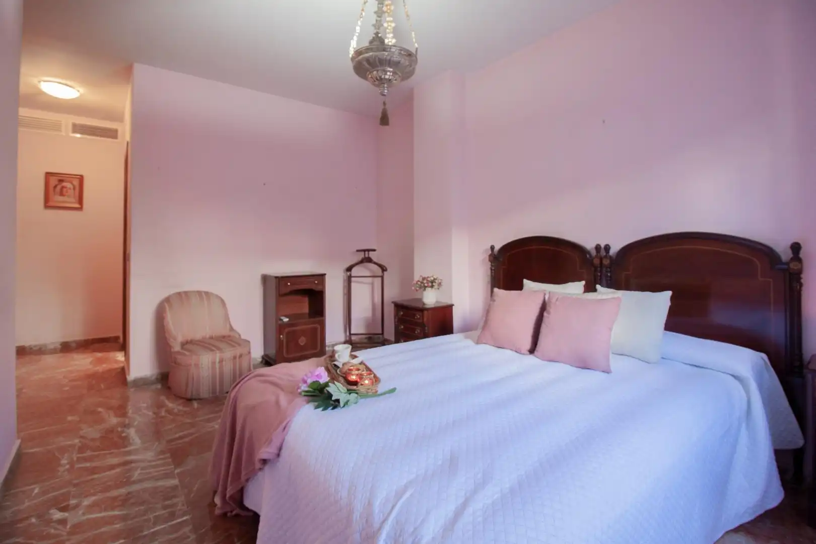 Bedroom of Flat for sale in Sevilla  with Air Conditioner, Heating and Community pool