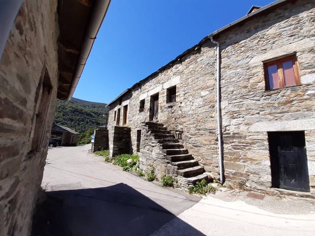 Casa-chalet en Venta en Barjas