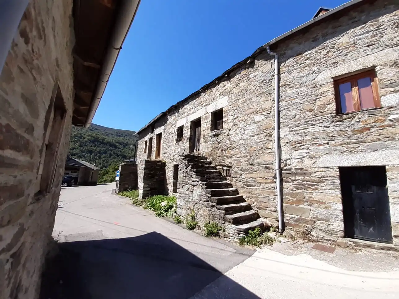 Vista exterior de Casa o chalet en venta en Barjas