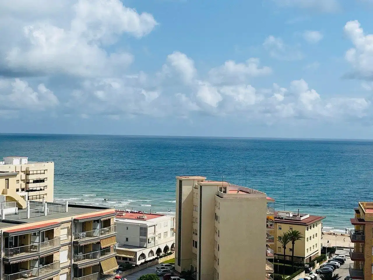 Exterior view of Flat for sale in Sueca  with Air Conditioner, Private garden and Storage room