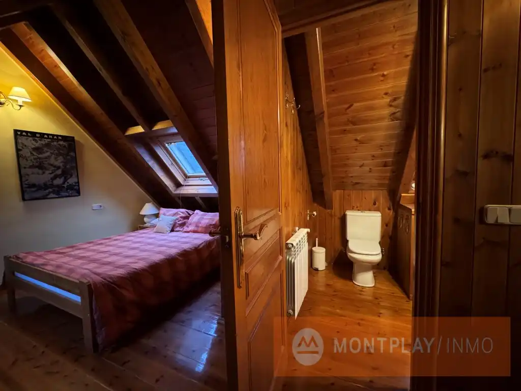 Bedroom of Detached homes for sale in Naut Aran