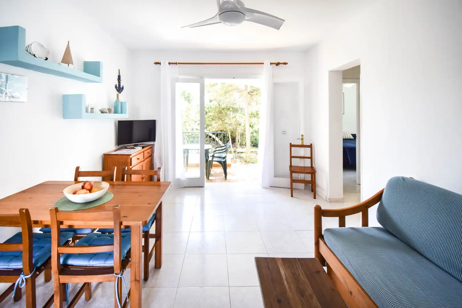 Apartment with pool for sale in Cala en Blanes, imagen 6