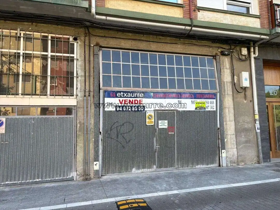Local comercial en venda a Laudio / Llodio