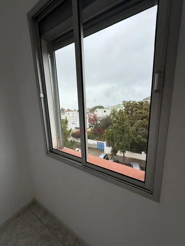 Flat for sale in De Ingenieros, La Cuesta -Finca España