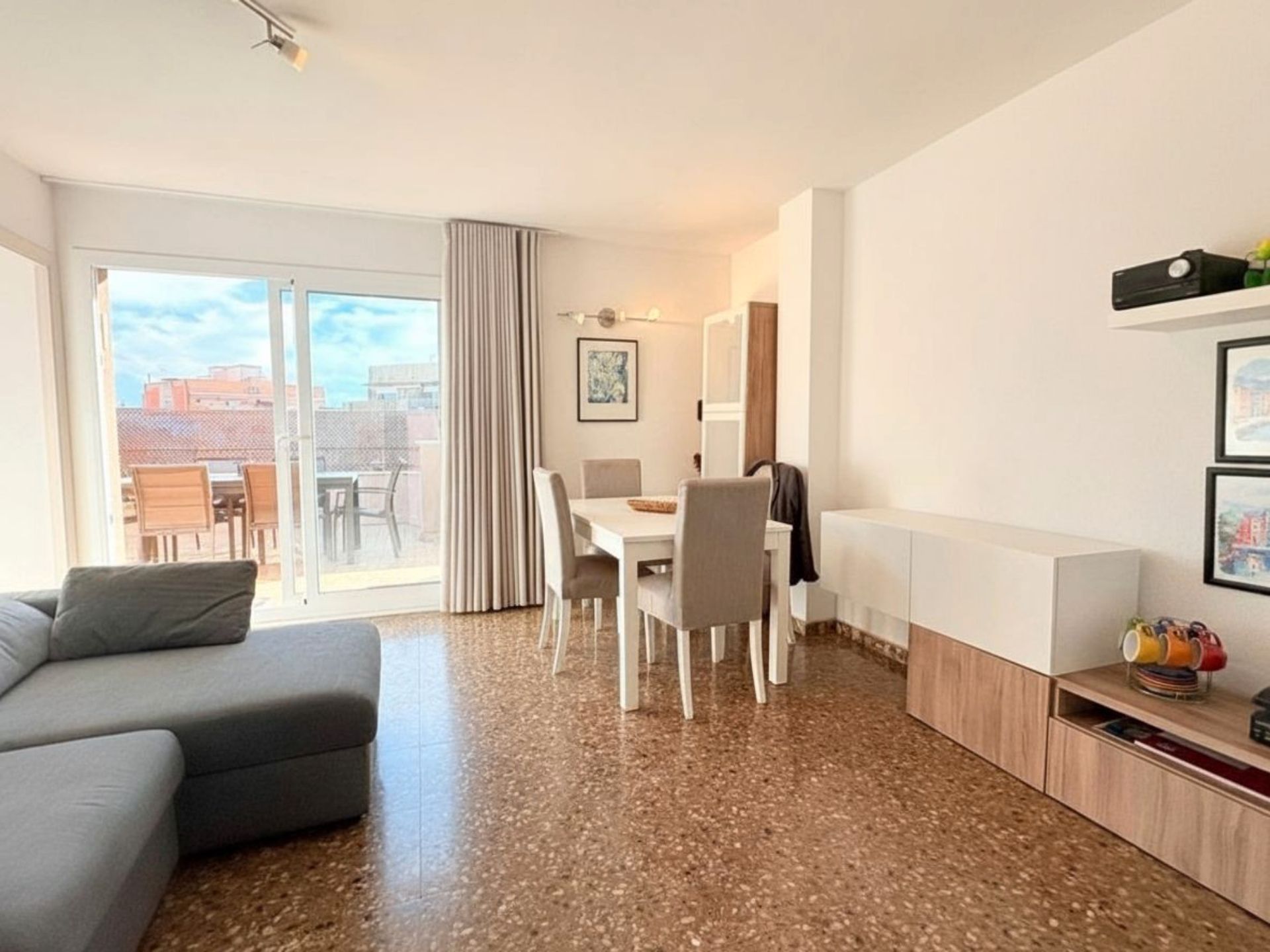 Attic for sale in Plaça de Catalunya, Centre Vila