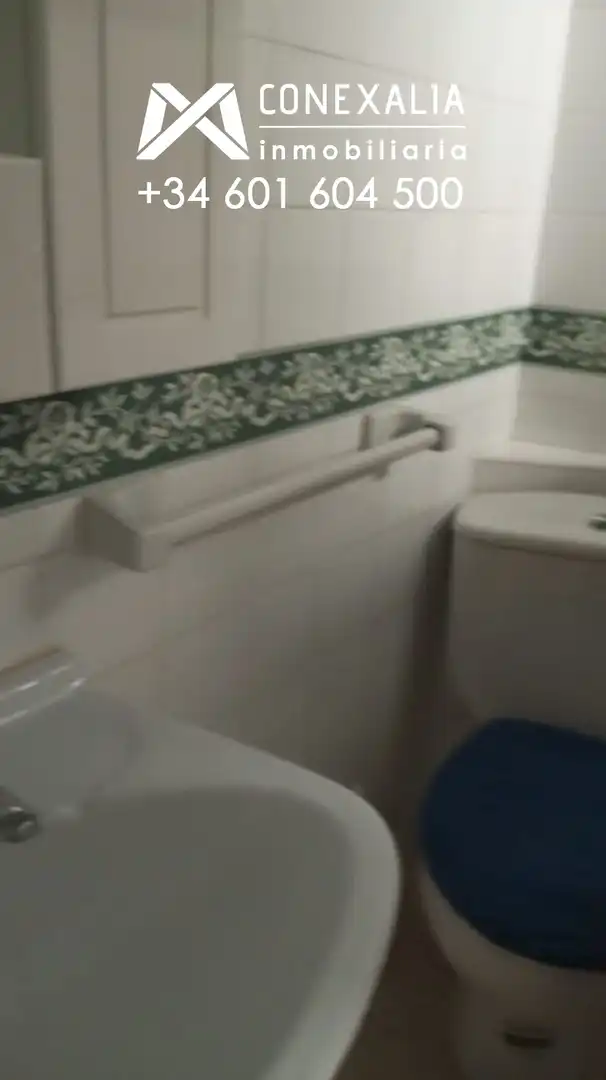 Bany de Casa o xalet en venda en Olvera amb Terrassa i Balcó