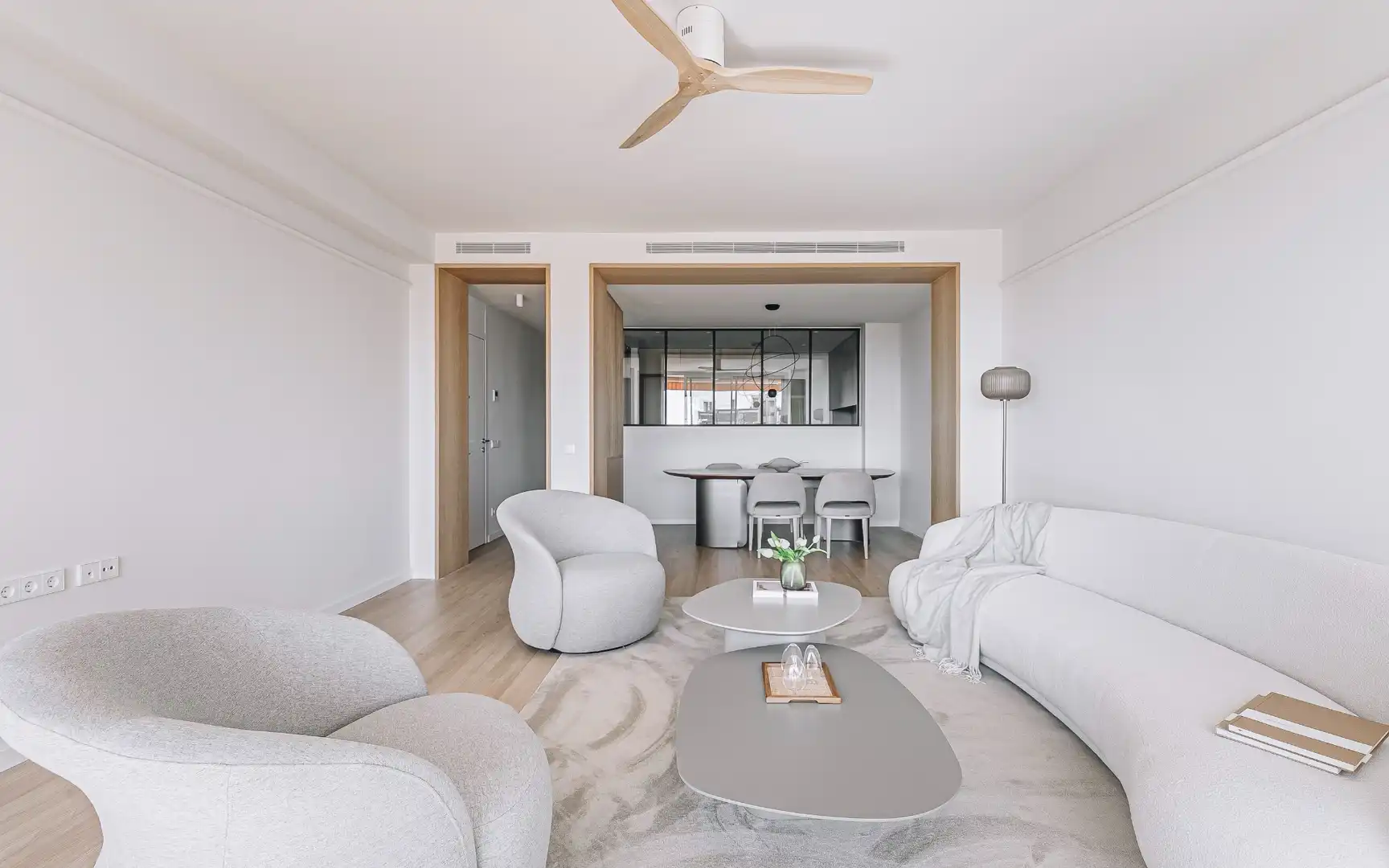 Piso con terraza en venta en Reina Elisenda de Montcada