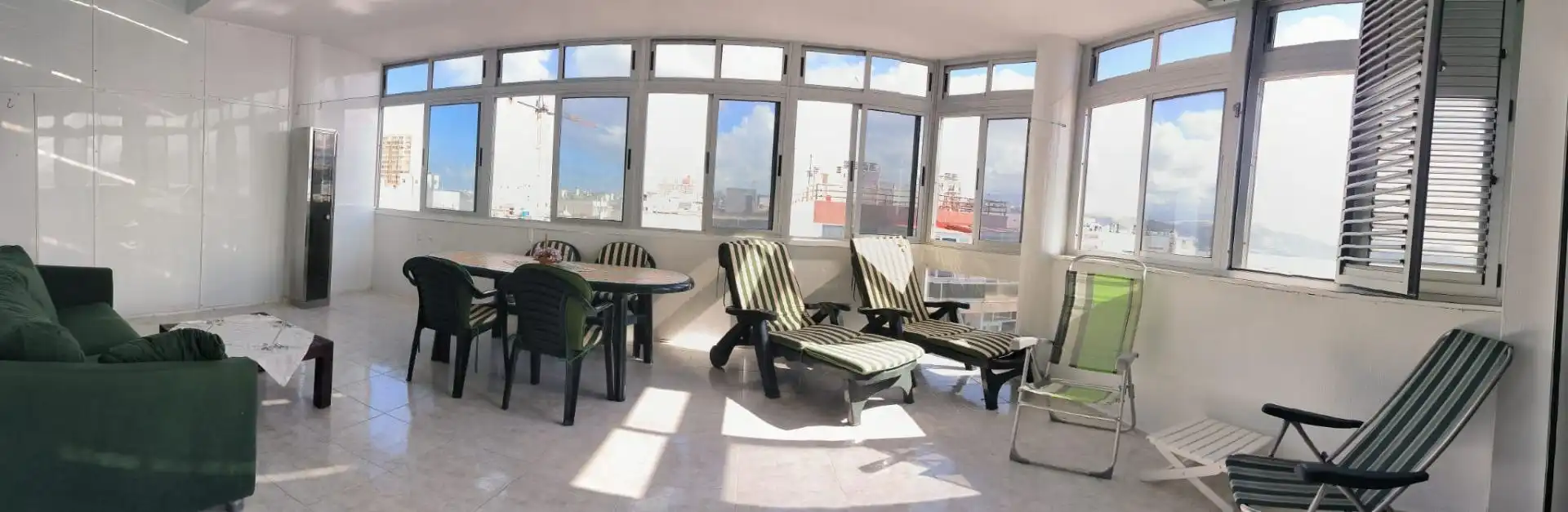 Terrassa de Apartament de lloguer en Las Palmas de Gran Canaria amb Moblat i Balcó