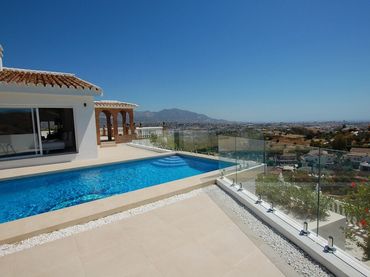 Villa avec piscine à vendre à Hipódromo - Cerrado del Águila
