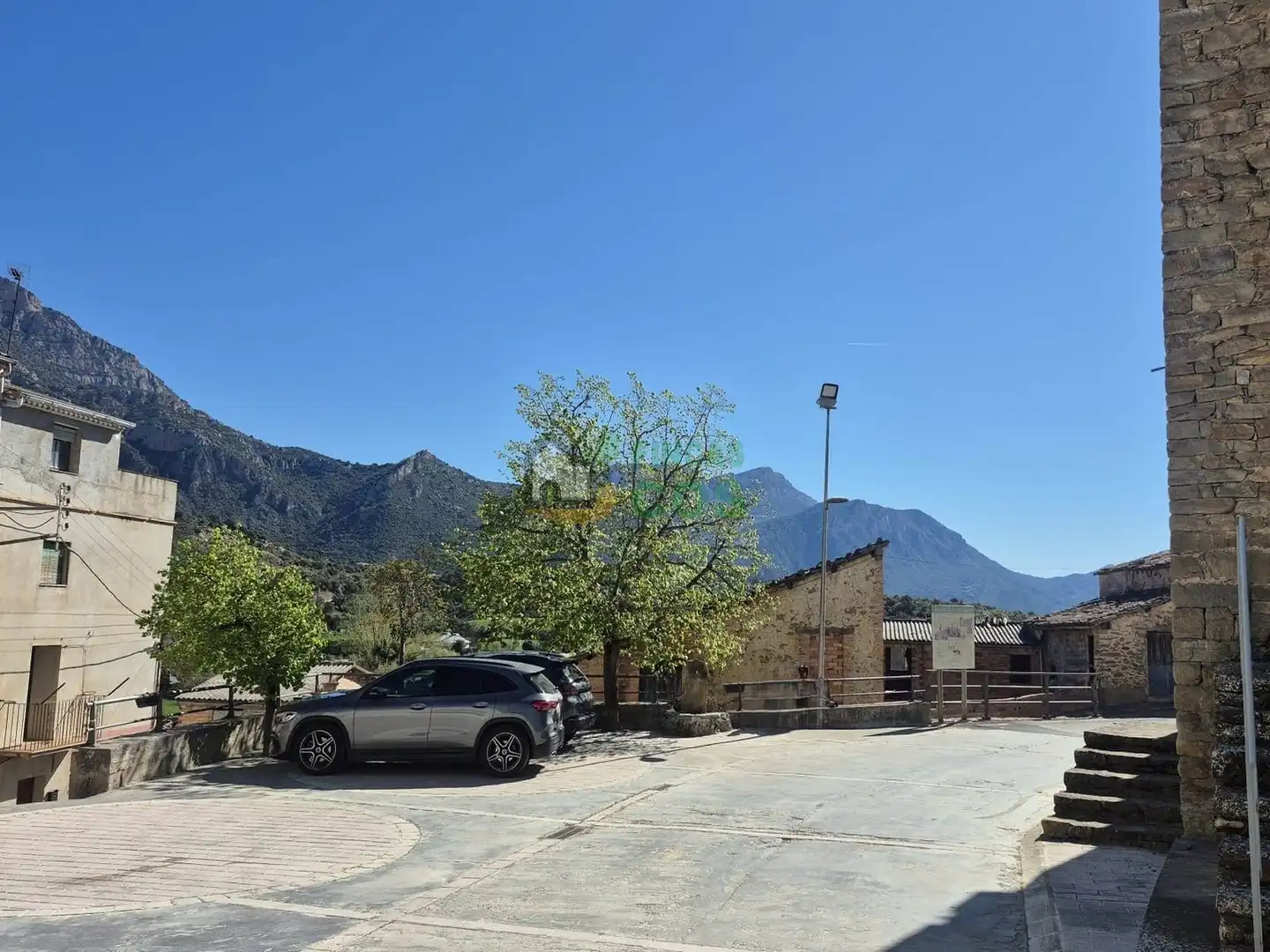 Parking of Houses for sale in Camarasa  with Balcony