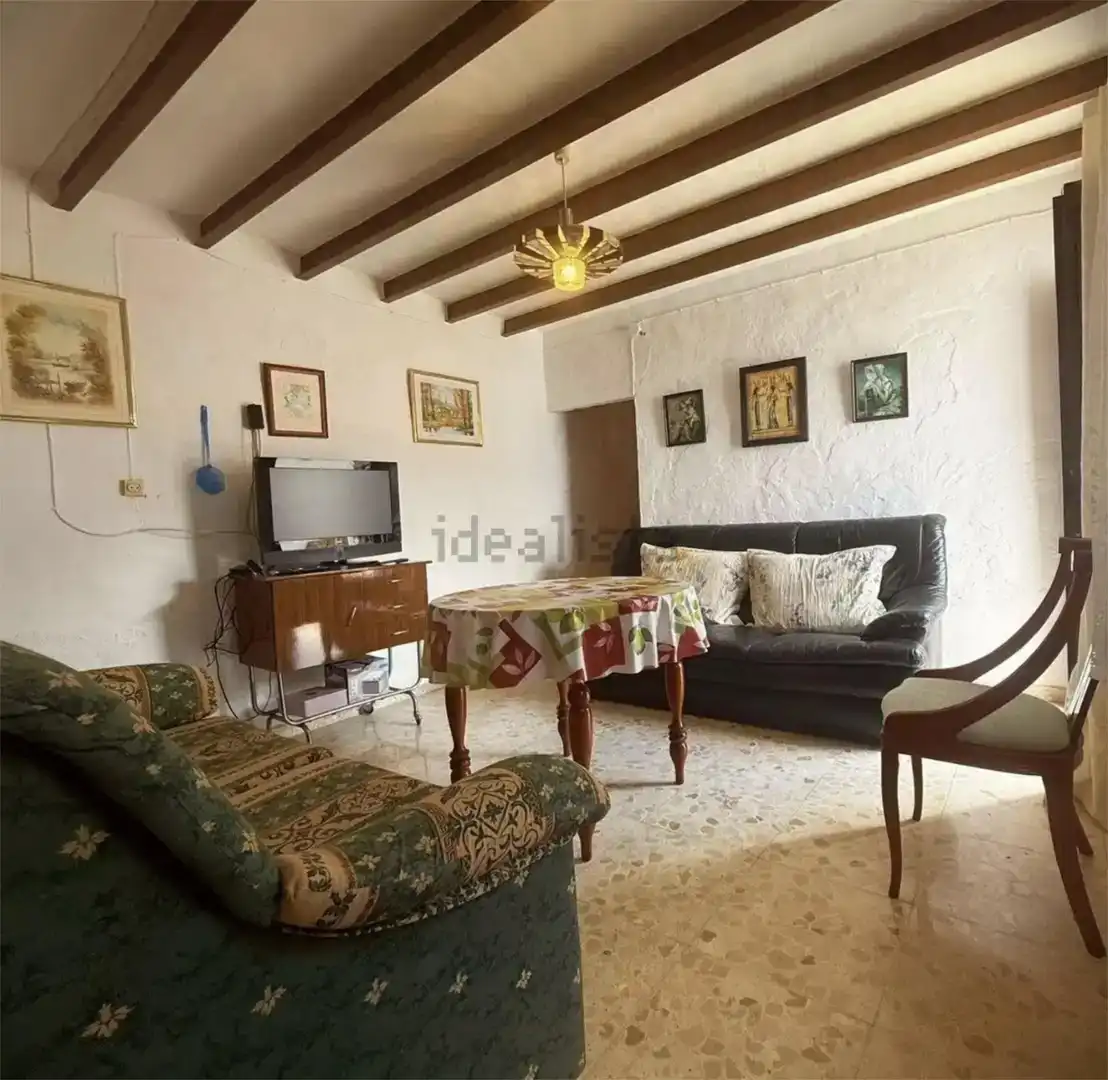 Sala d'estar de Casa adosada en venda en Antequera