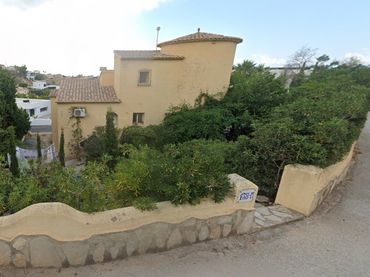 Haus zum Verkauf in CUMBRE DEL SOL - Calle MAGNOLIAS
