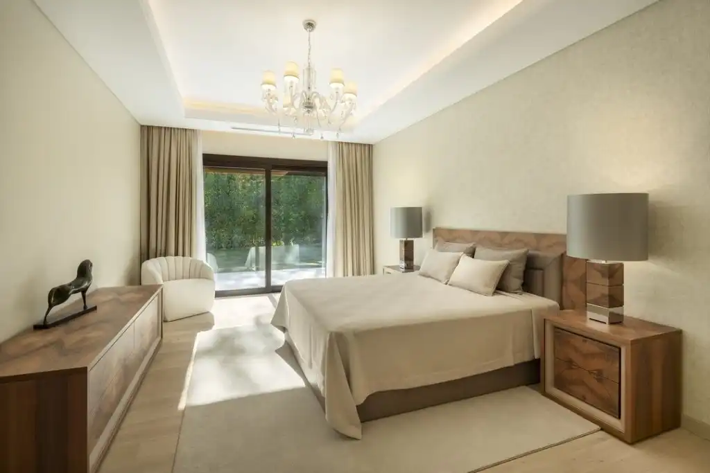 Chalet con piscina en venta en Nueva Andalucía, imagen 11