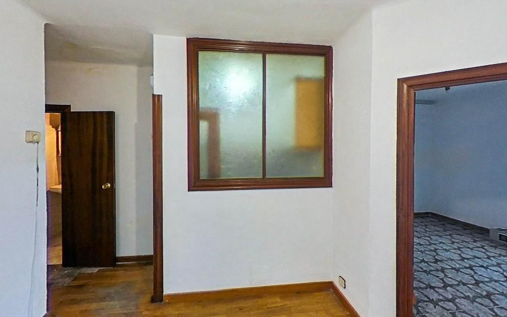 Flat for sale in Badalona