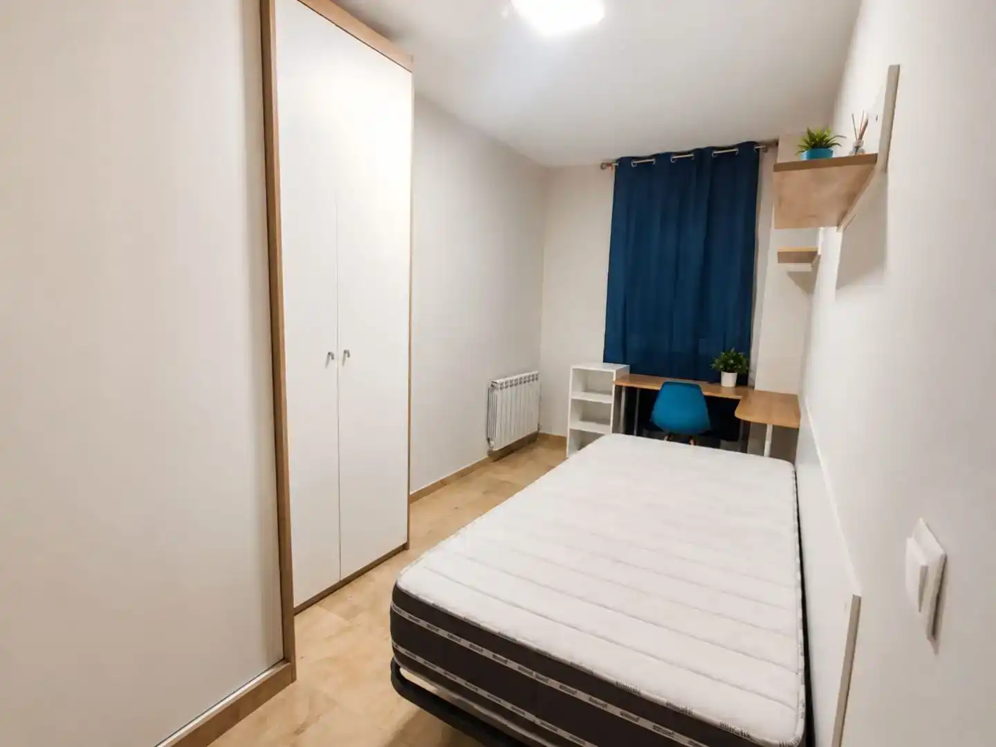Bedroom of Flat for rent in Armilla  with Air Conditioner