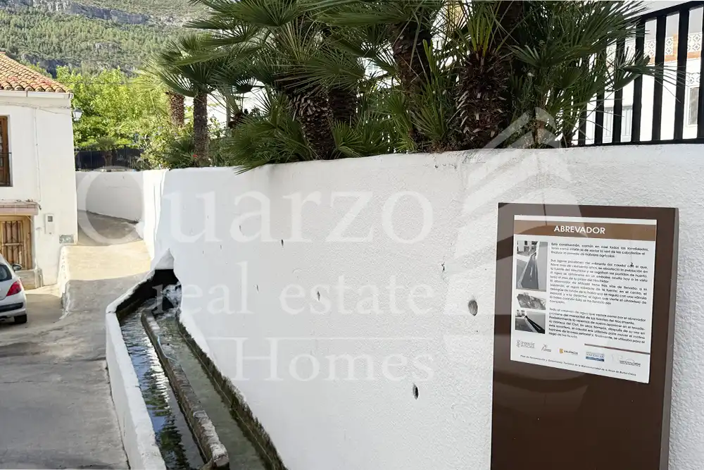Vista exterior de Casa o chalet en venta en Millares con Calefacción, Terraza y Trastero