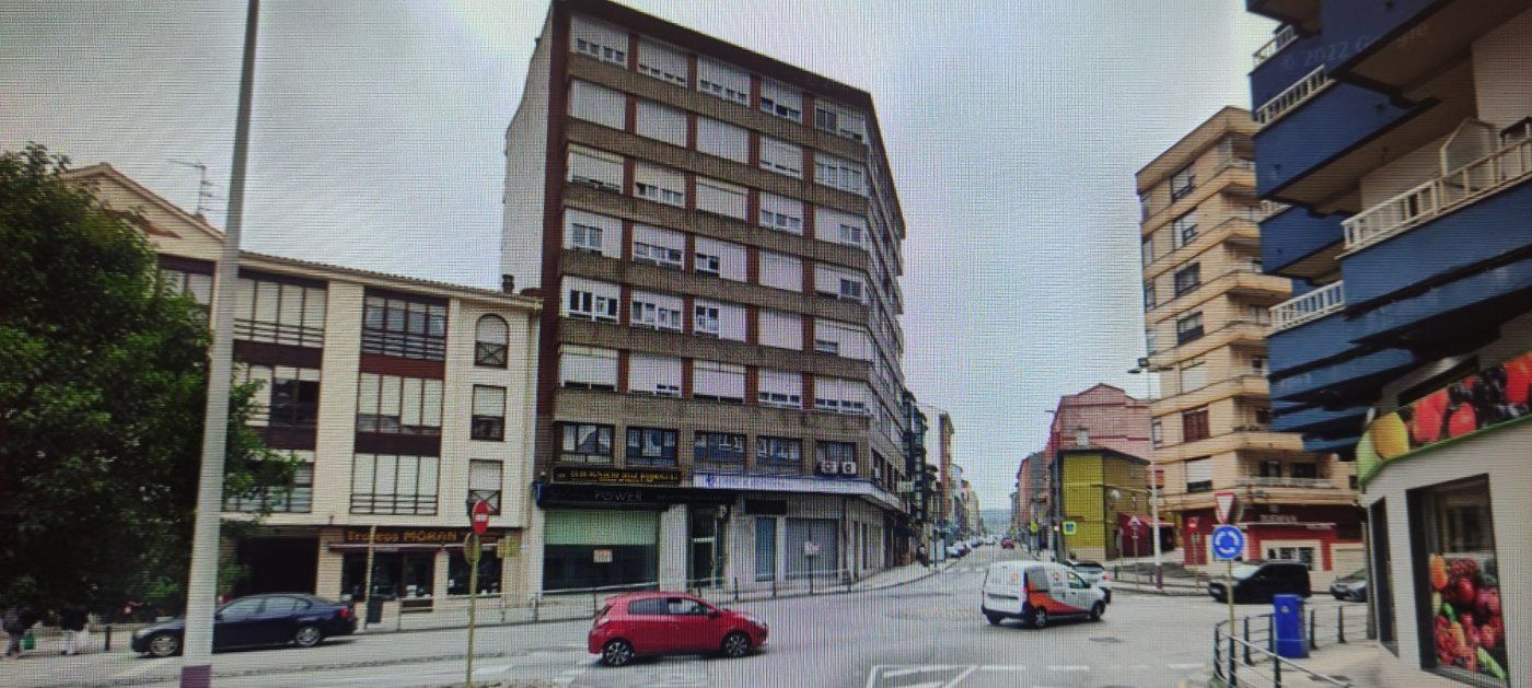 Exterior view of Office to rent in Torrelavega 