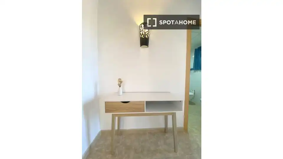 Habitació a Alicante / Alacant, Alicante