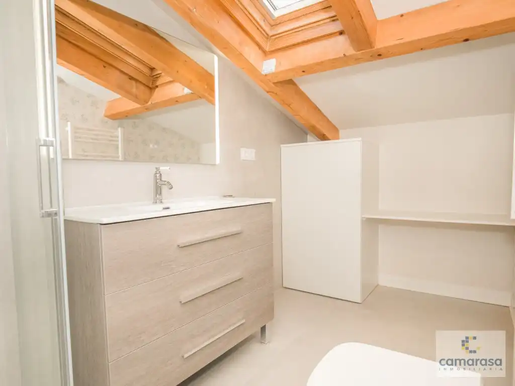 Bathroom of Flat for rent in Ávila  with Furnished
