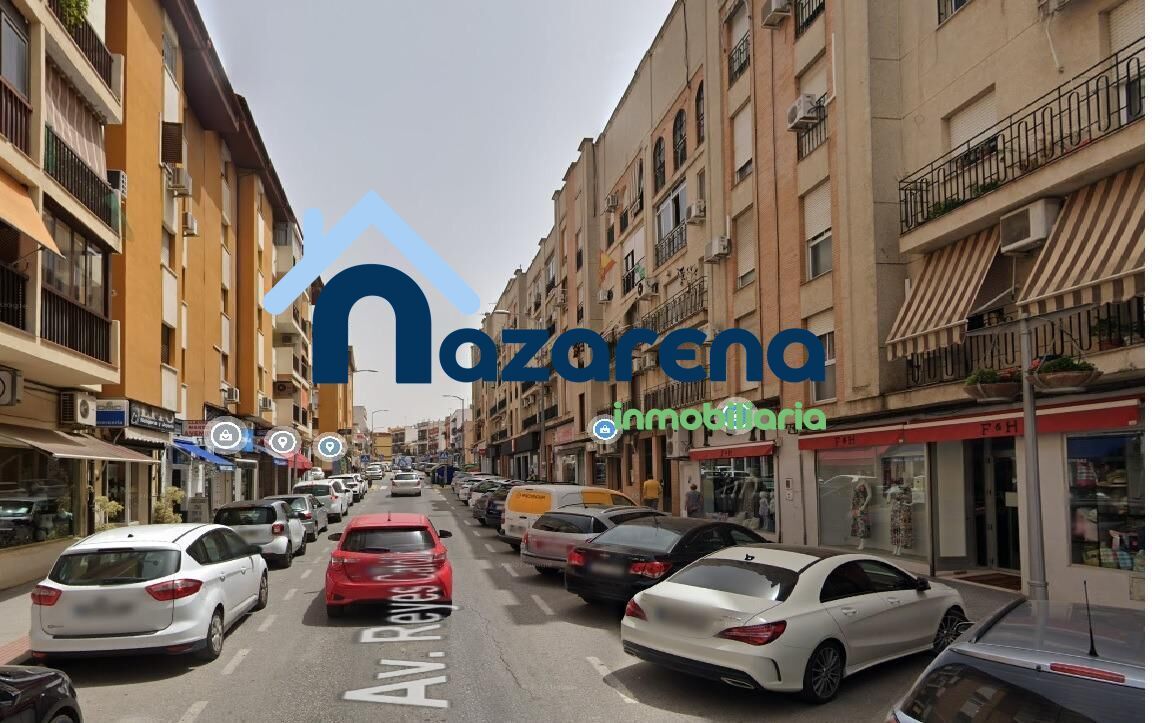 Vista exterior de Casa o xalet en venda en Dos Hermanas amb Jardí privat, Terrassa i Traster