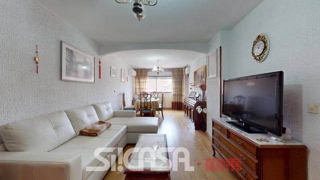 Piso en Venta en Adora en San Fermín