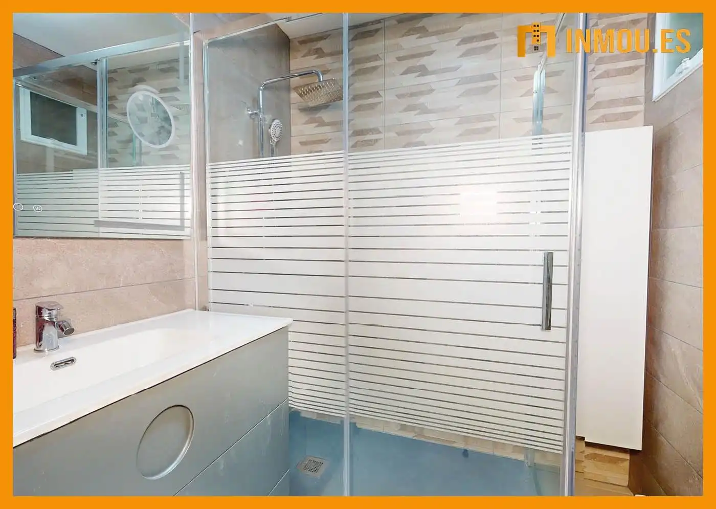 Bathroom of Flat for sale in Ourense Capital   with Air Conditioner, Heating and Parquet flooring