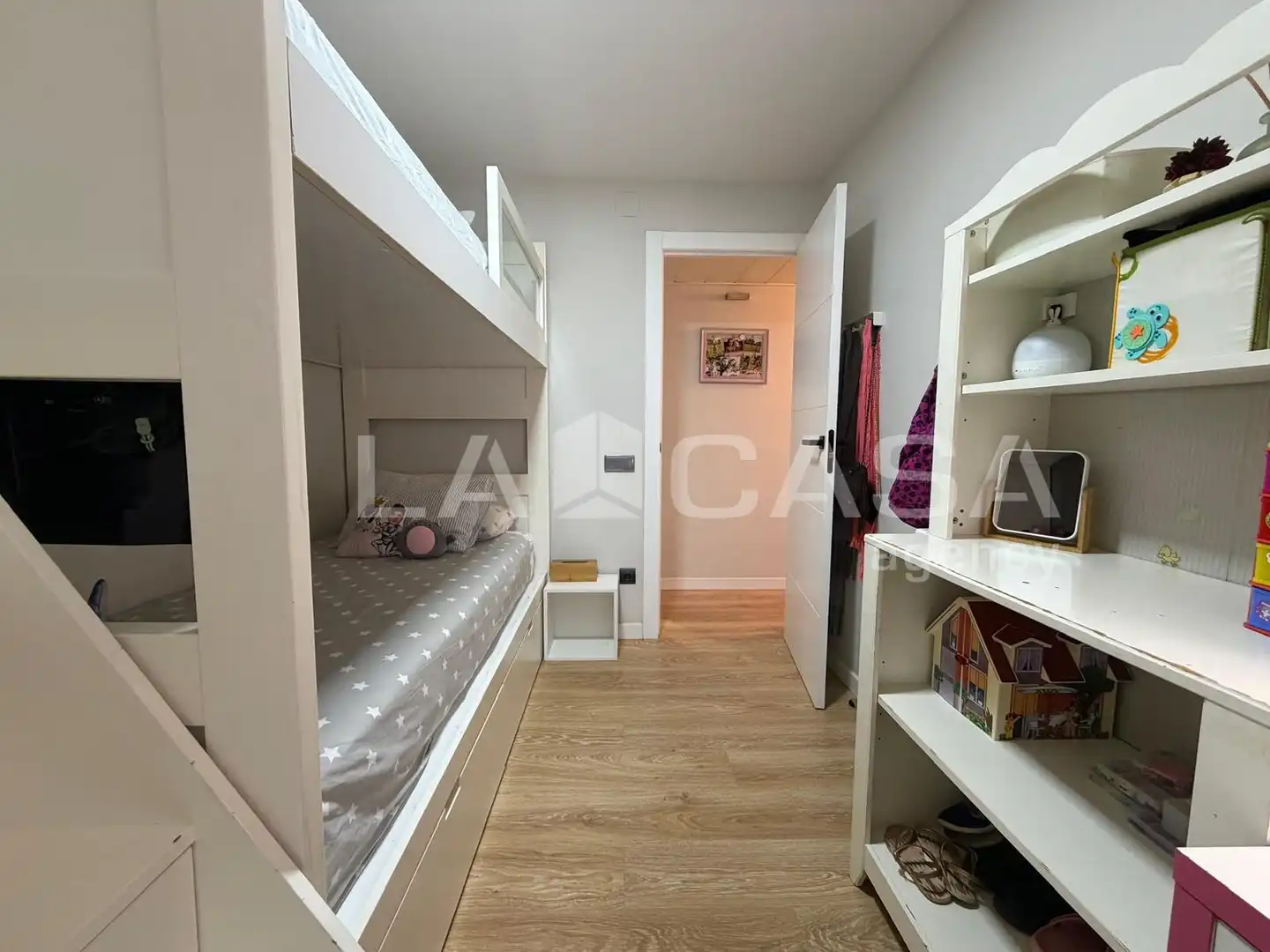 Bedroom of Flat for sale in Singuerlín
