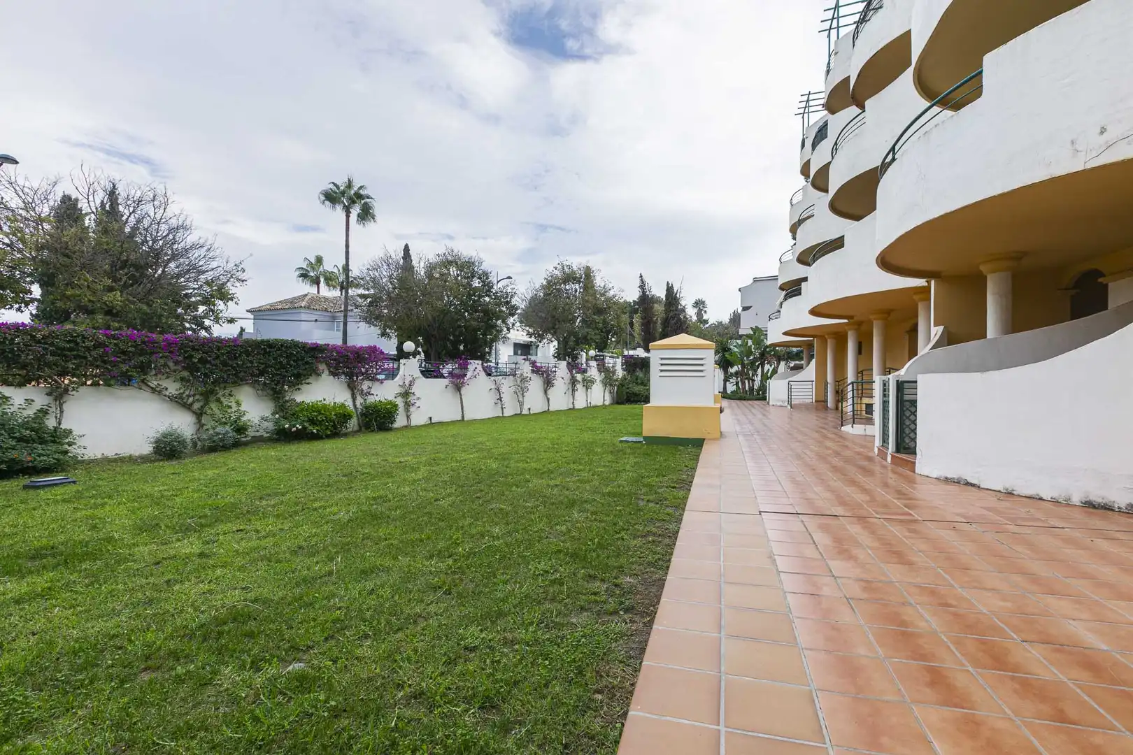 Apartament amb terrassa en venda a Nueva Andalucía, imagen 44