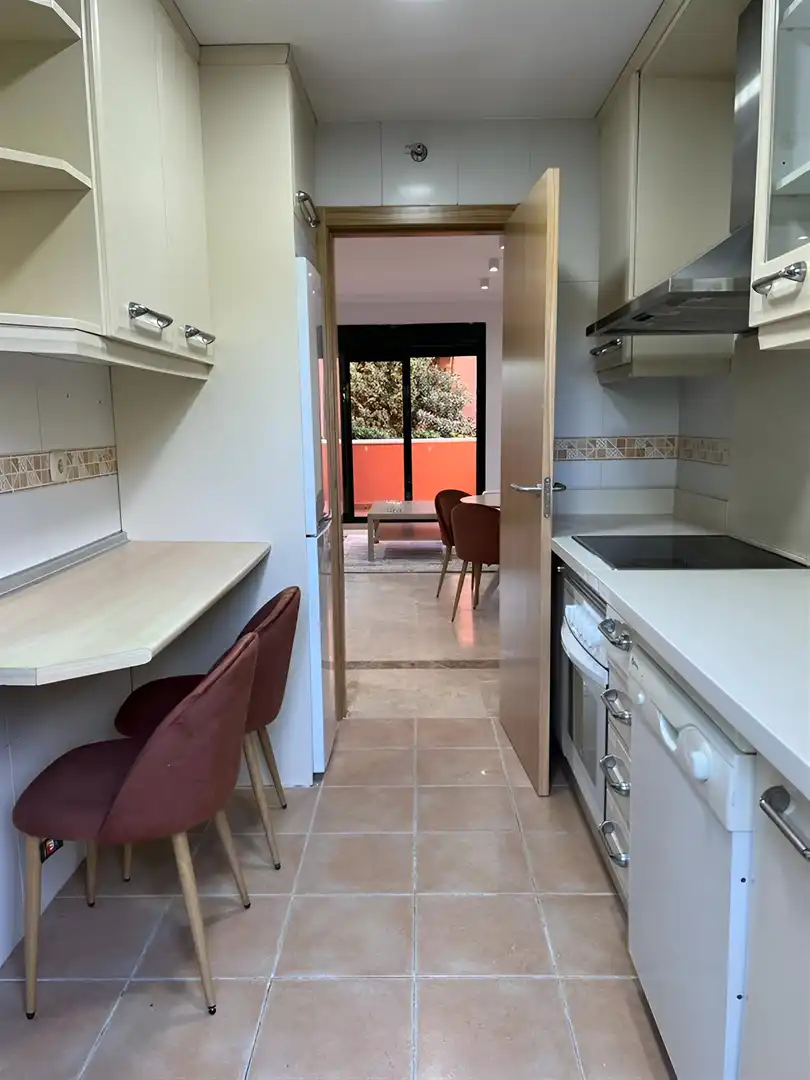 Vivienda con piscina en venta en Elviria - Cabopino, imagen 6