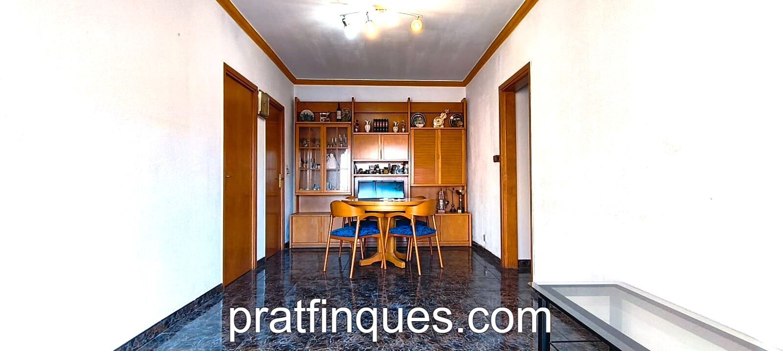 Menjador de Pis en venda en El Prat de Llobregat amb Aire condicionat, Calefacció i Forn