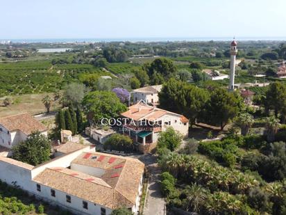 Country house zum verkauf in Dénia mit Privatgarten, Terrasse und Schwimmbad