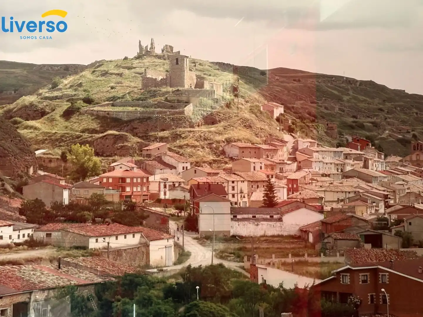 Vista exterior de Casa o chalet en venta en Cerezo de Río Tirón con Amueblado y Alarma
