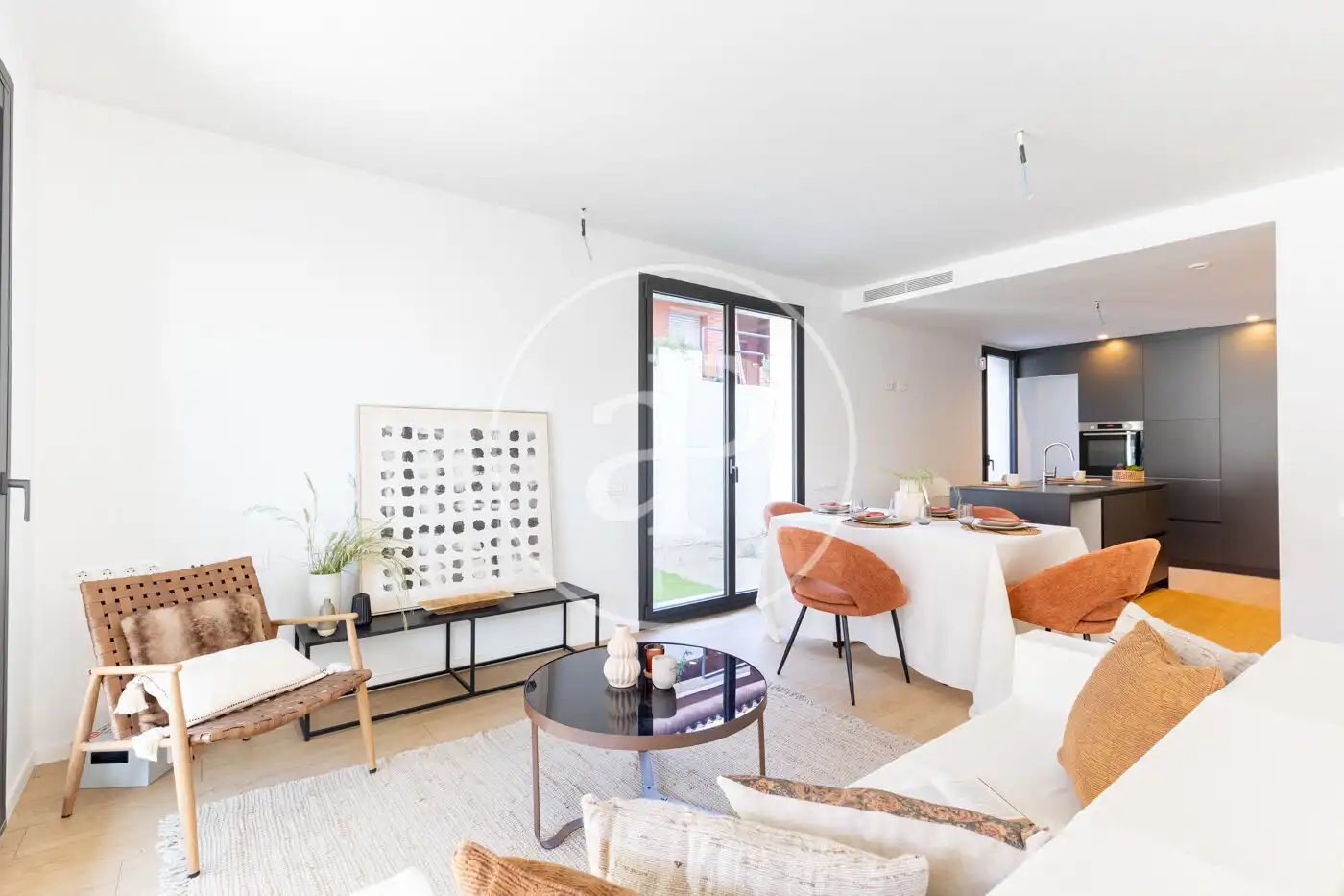 Wohnzimmer von Wohnung zum Verkauf in Sant Cugat del Vallès mit Klimaanlage, Heizung und Privatgarten