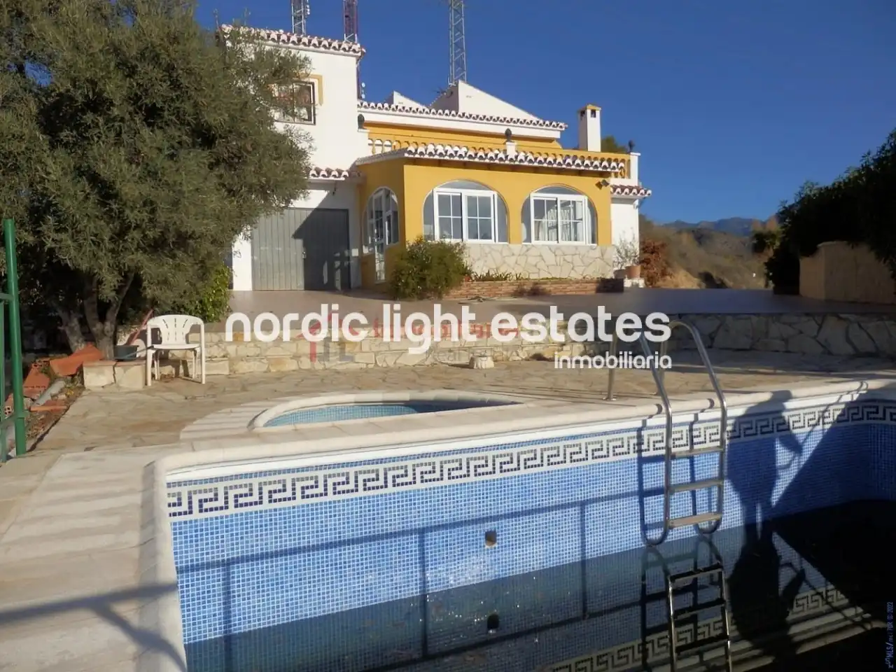 Casa con piscina en venta en Frigiliana