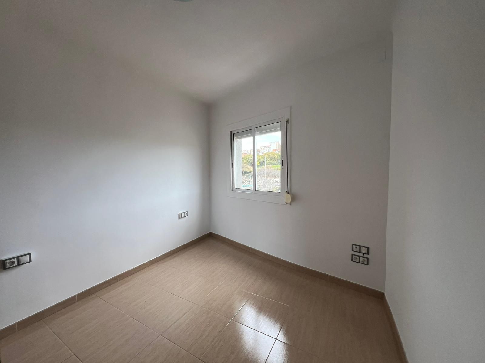 Bedroom of Flat for sale in L'Hospitalet de Llobregat