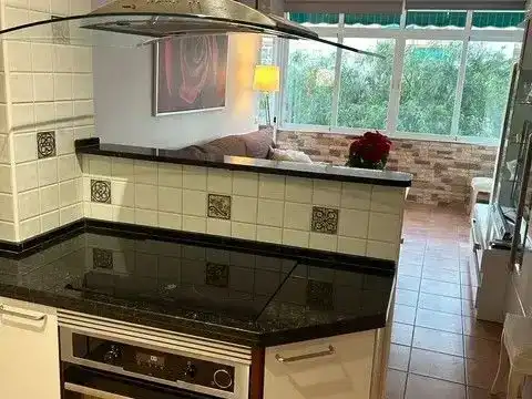 Küche von Wohnung zur Miete in Benalmádena mit Klimaanlage, Schwimmbad und Balkon
