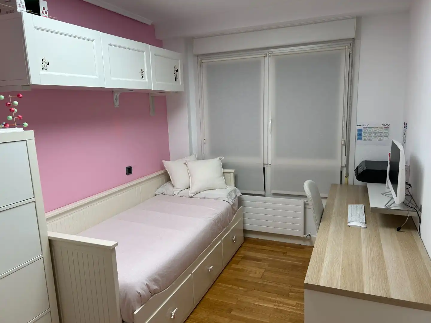 Bedroom of Flat for sale in Deusto