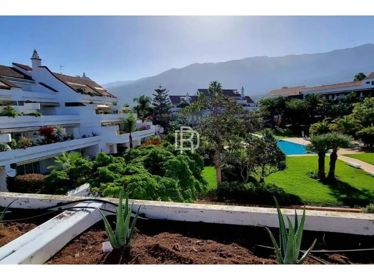 Vista exterior de Casa adosada de lloguer en Puerto de la Cruz amb Jardí privat, Terrassa i Moblat