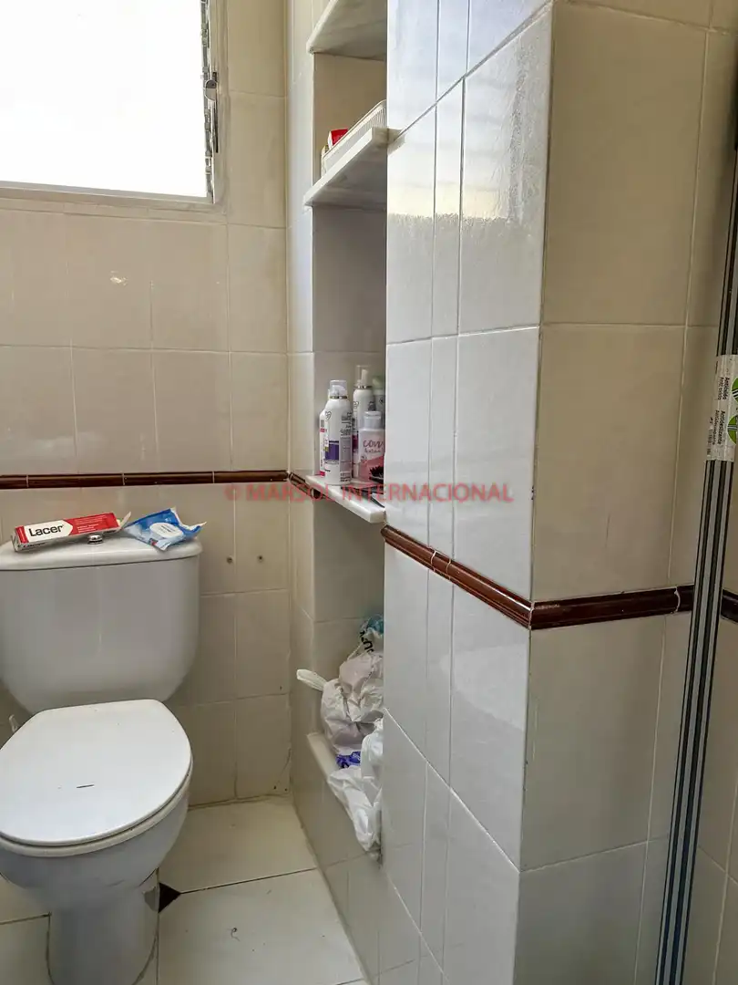 Bany de Casa o xalet en venda en Orihuela amb Terrassa, Traster i Moblat