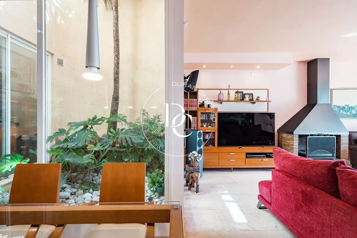 Sala de estar de Casa o chalet en venta en Sitges con Aire acondicionado, Calefacción y Jardín privado