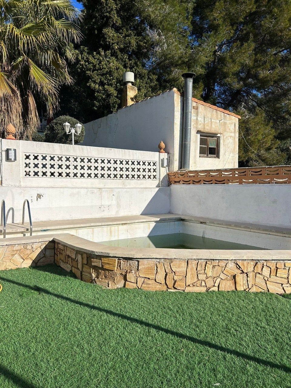 Piscina de Finca rústica de lloguer en Godelleta amb Terrassa i Moblat