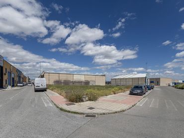 Terreno industrial en venta en Paseo de las Andás 7