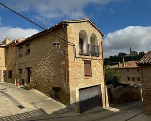 Vista exterior de Casa o xalet en venda en Torres del Río amb Calefacció, Jardí privat i Terrassa