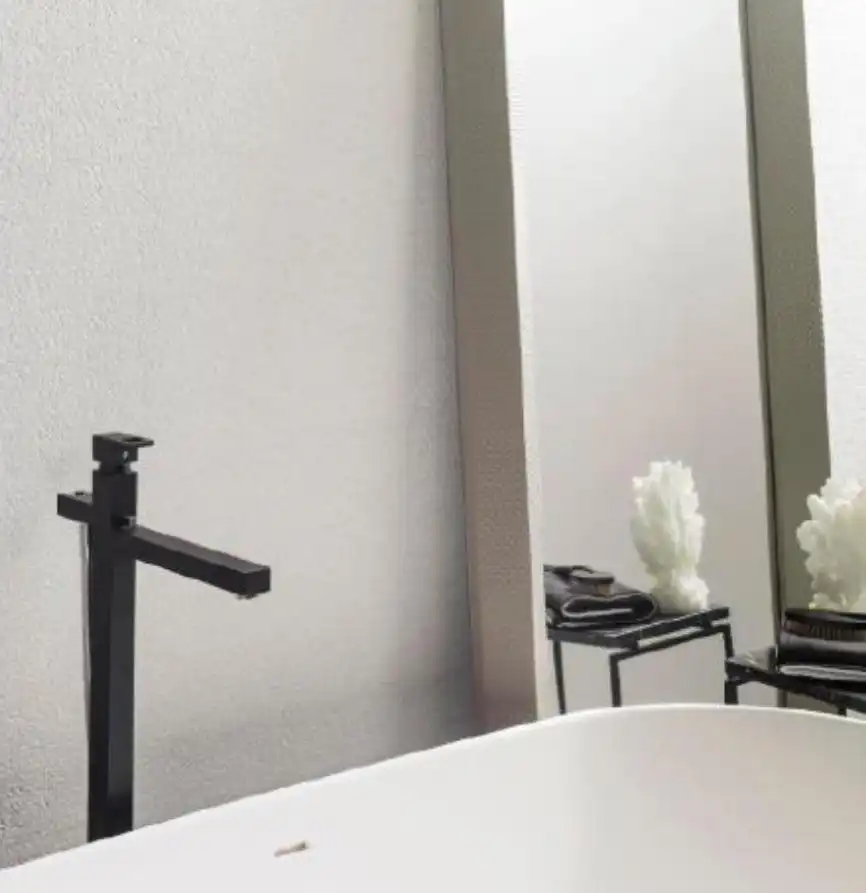 Bathroom of Flat for sale in Alzira  with Air Conditioner, Heating and Balcony