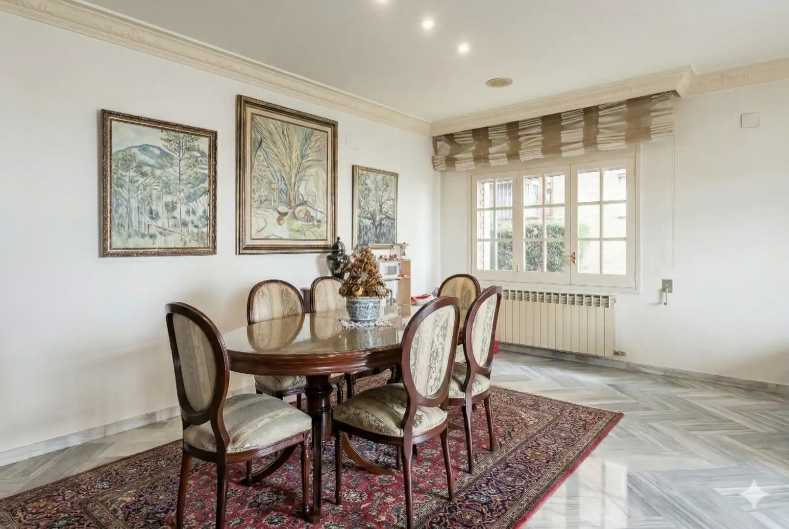 Comedor de Piso en venta en Barcelona con Calefacción, Jardín privado y Terraza