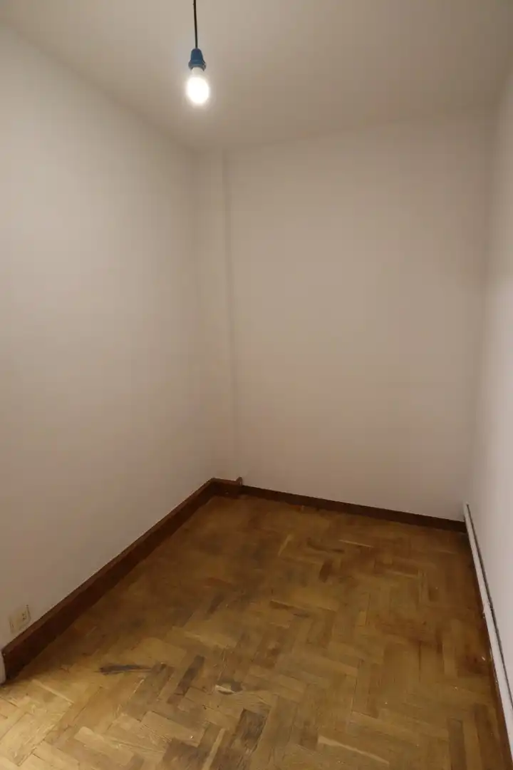Habitación de Piso en venta en Bilbao  con Calefacción, Terraza y Balcón