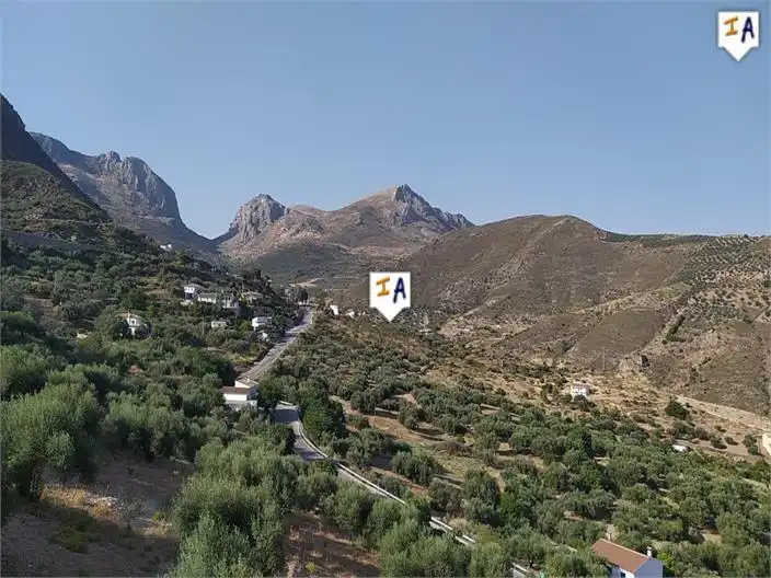 Residencial en venta en Alcaucín